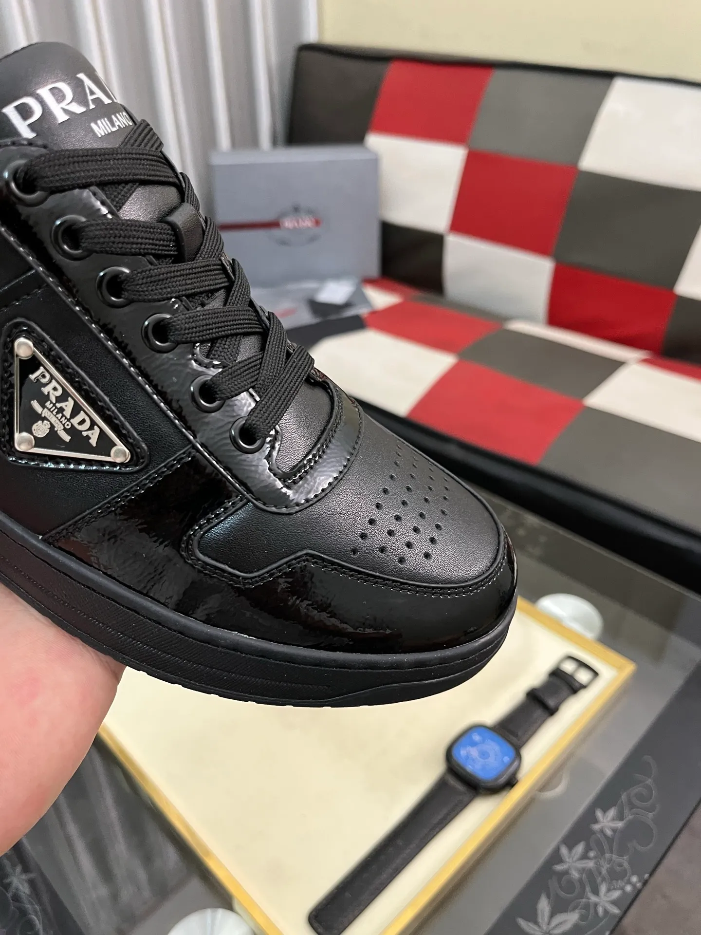 Men's shoes 💰560⌚️⌚️【PRADA】Prada - high-end quality original order 🔍🔍🔍 casual sports shoes - upper: 🔝 Nappa calfskin, brand high satin hollow canvas, shoe body sewn brand metal fasteners, tongue injection molded brand logo - lining: water-dyed cowhide - outsole: ultra-light TPU foam rubber; two-color molded outsole -Ultra-high quality control and fine workmanship: highlighted (high-end, extravagance, and class) -Size: 38-444️⃣colors available